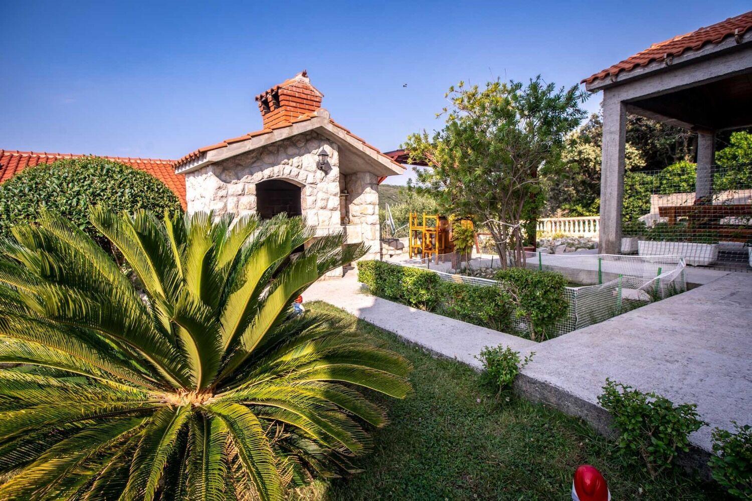 Apartments Marija Supetarska Draga Exterior photo